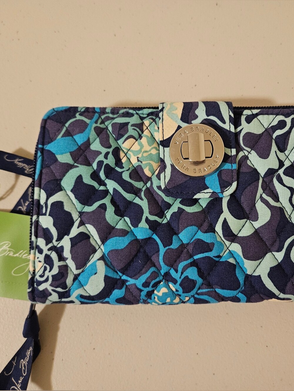 Vera Bradley Turnlock Wallet Katalina Blues NWT